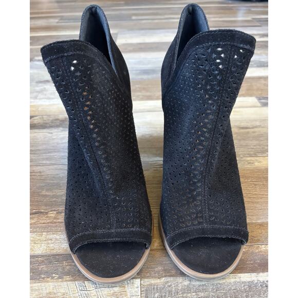 LUCKY BRAND Lively Open Toe Laser Cut Black Suede Bootie Size 11M - Picture 1 of 8
